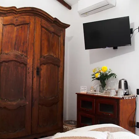 ベッド・アンド・ブレックファスト Domuseo クアルトゥッチュ