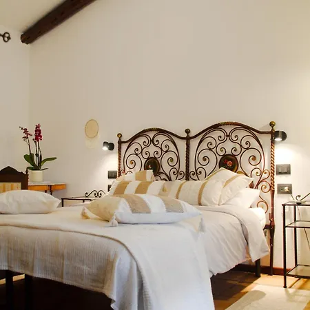 Domuseo Bed & Breakfast *